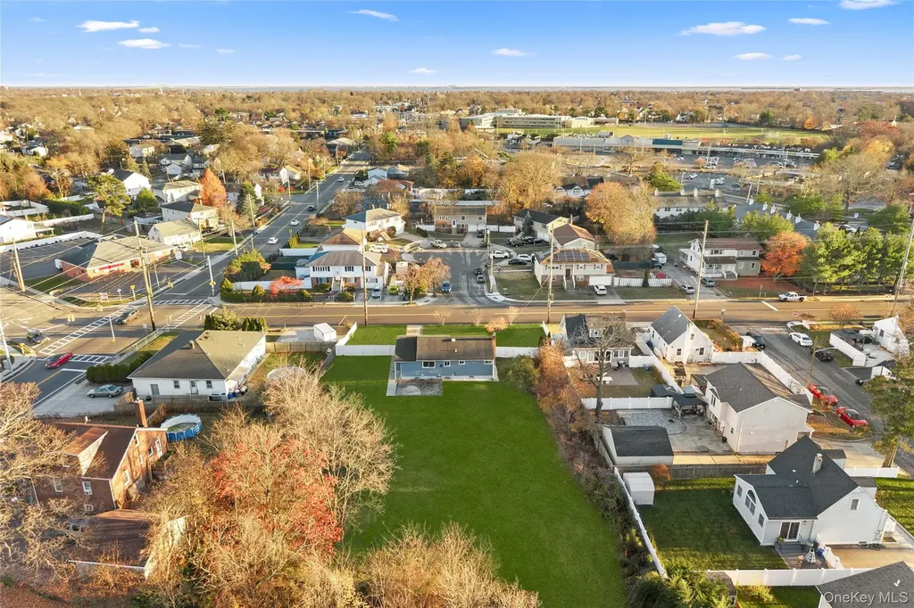 14 Platt Avenue West Babylon NY 11704