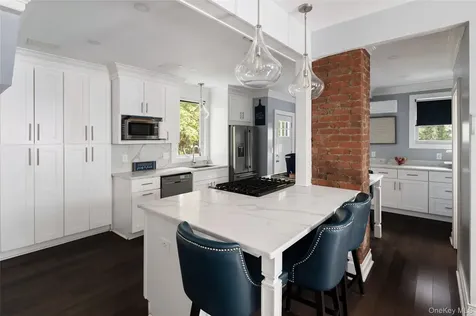 737 Bradley Street Mamaroneck NY 10543