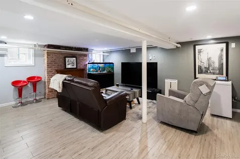 737 Bradley Street Mamaroneck NY 10543