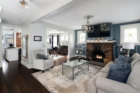 737 Bradley Street Mamaroneck NY 10543