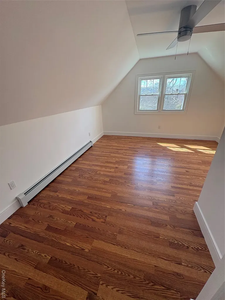 13 Parkview Place Malverne NY 11565
