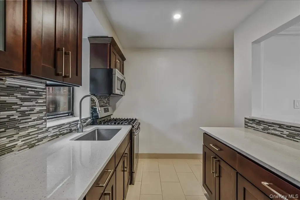7423 Ridge Boulevard Brooklyn NY 11209