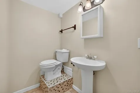 1 Merrywood Road Wappingers Falls NY 12590