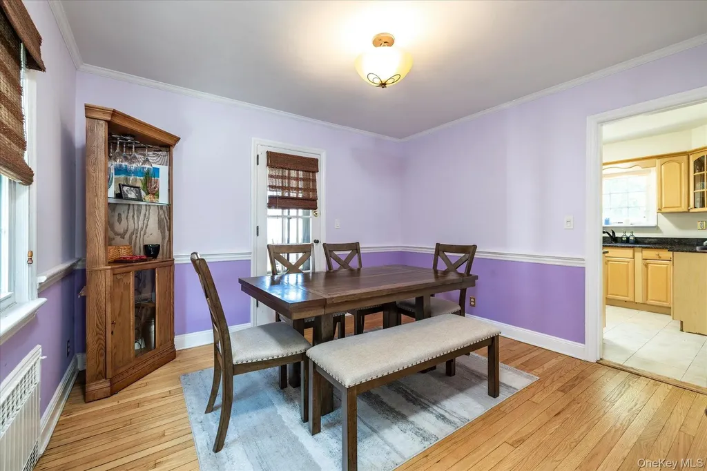 107 Acorn Way Malverne NY 11565