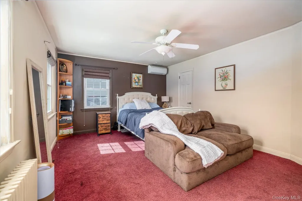 107 Acorn Way Malverne NY 11565