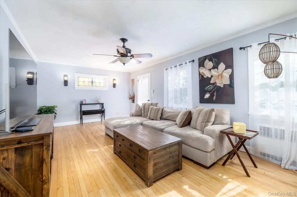 107 Acorn Way Malverne NY 11565