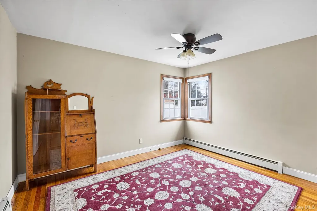 42 Irving Avenue North Babylon NY 11703