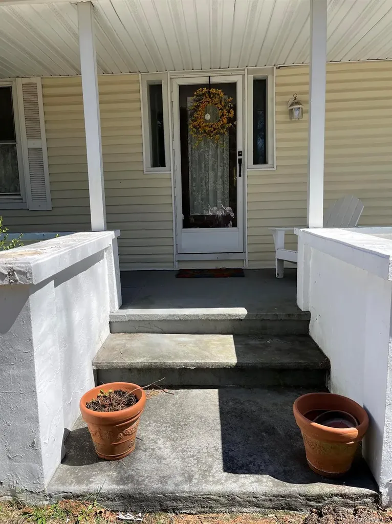 4 Sandhage Drive Pearl River NY 10965