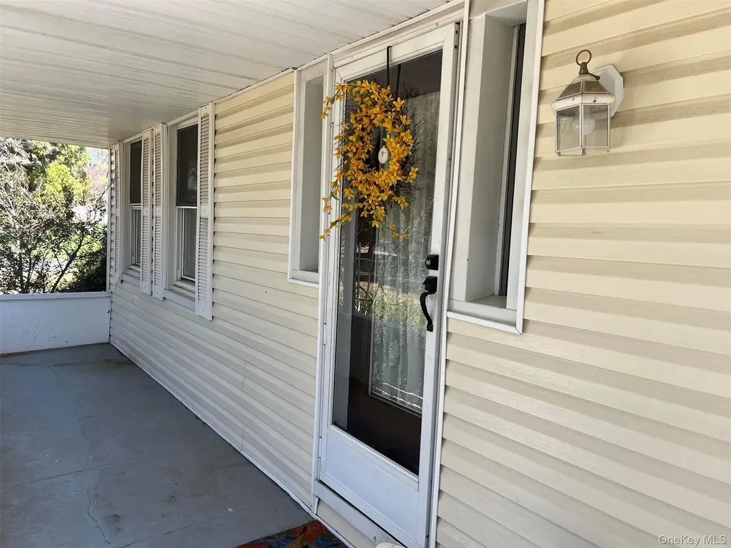 4 Sandhage Drive Pearl River NY 10965