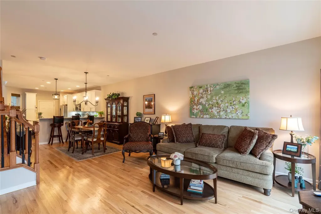 126 Hudson Pointe Drive Poughkeepsie NY 12601