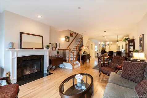 126 Hudson Pointe Drive Poughkeepsie NY 12601
