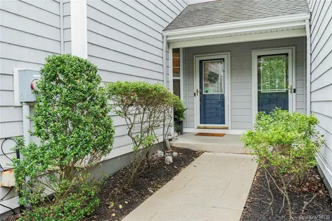 126 Hudson Pointe Drive Poughkeepsie NY 12601