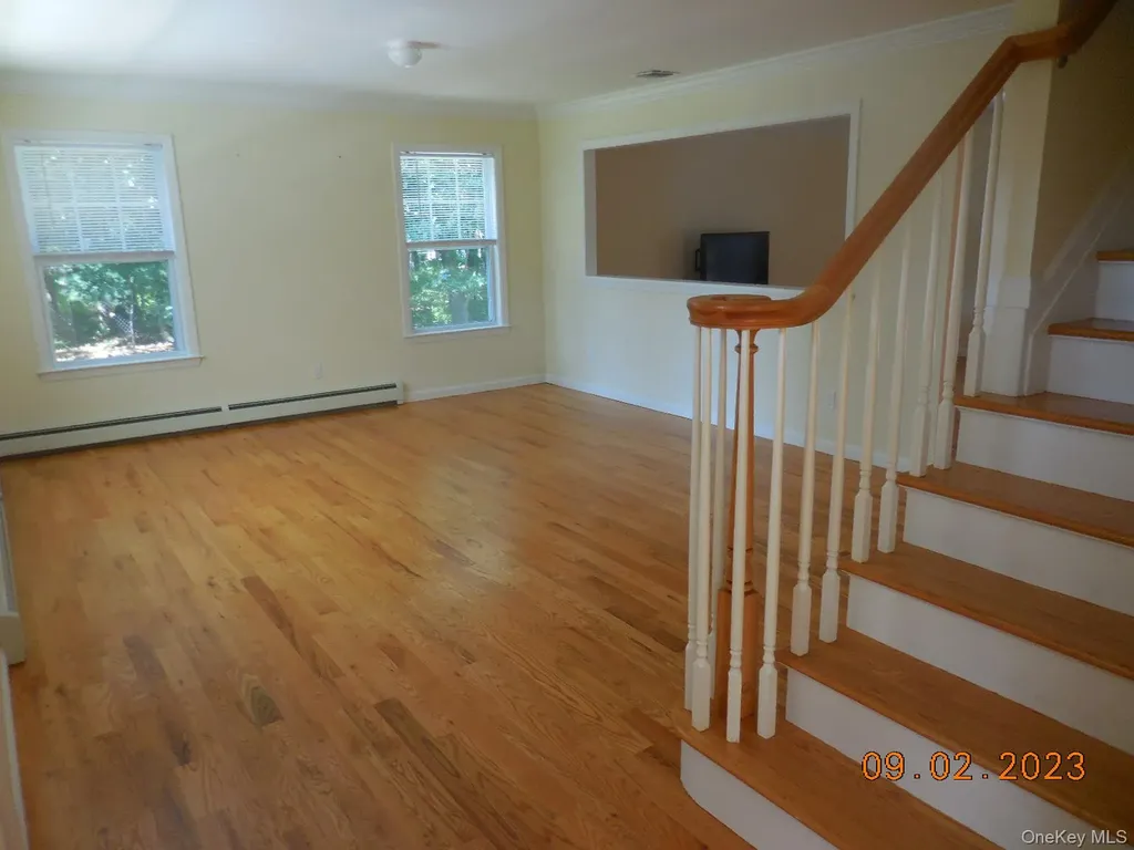 230 Expressway Drive N Medford NY 11763