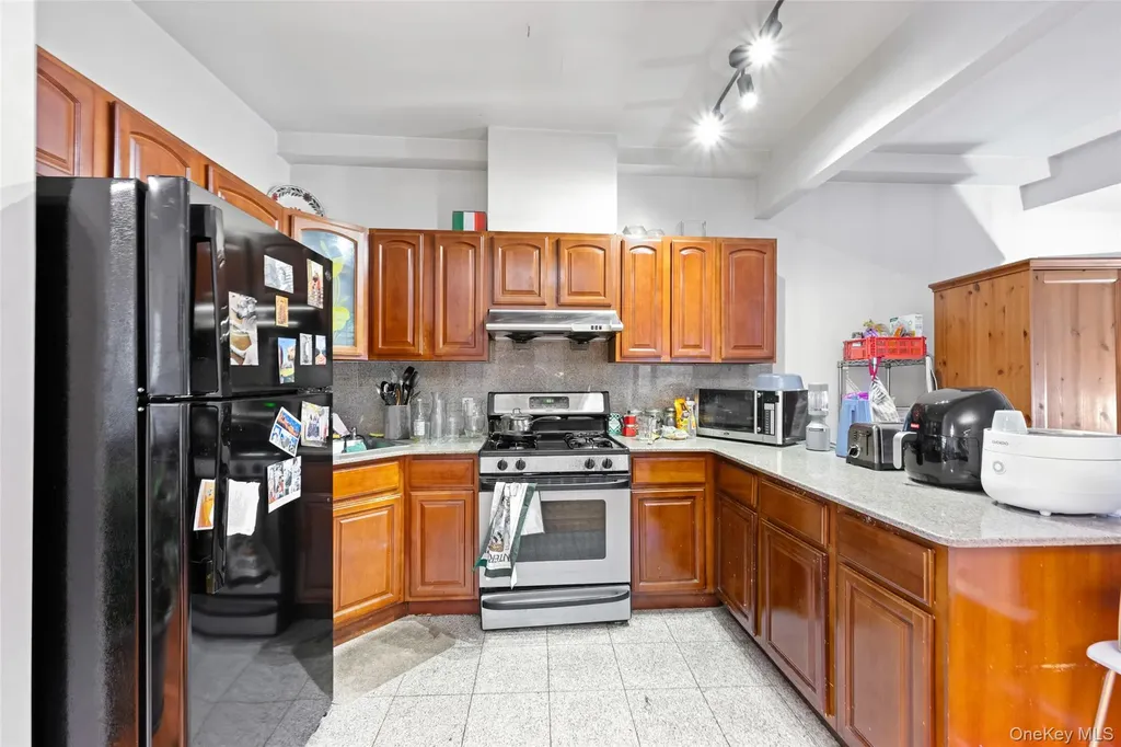 91 Hudson Avenue Brooklyn NY 11201