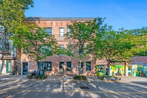 91 Hudson Avenue Brooklyn NY 11201