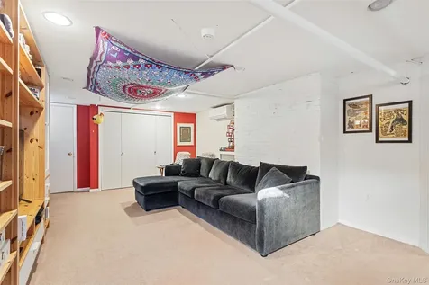 234 Boulevard Scarsdale NY 10583