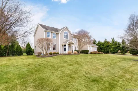 6 Mimosa Street Miller Place NY 11764