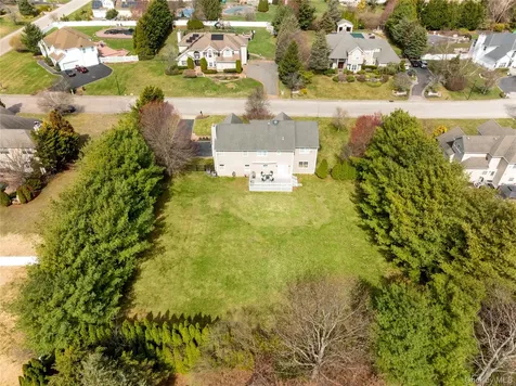 6 Mimosa Street Miller Place NY 11764