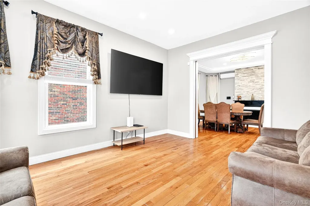 240 S 10th Avenue Mount Vernon NY 10550