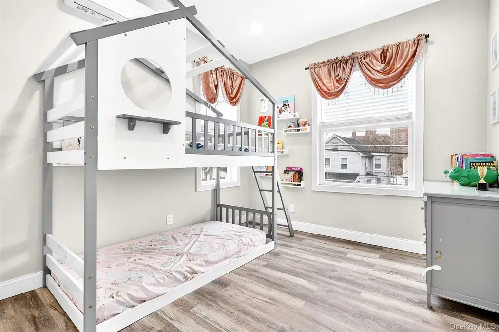 240 S 10th Avenue Mount Vernon NY 10550
