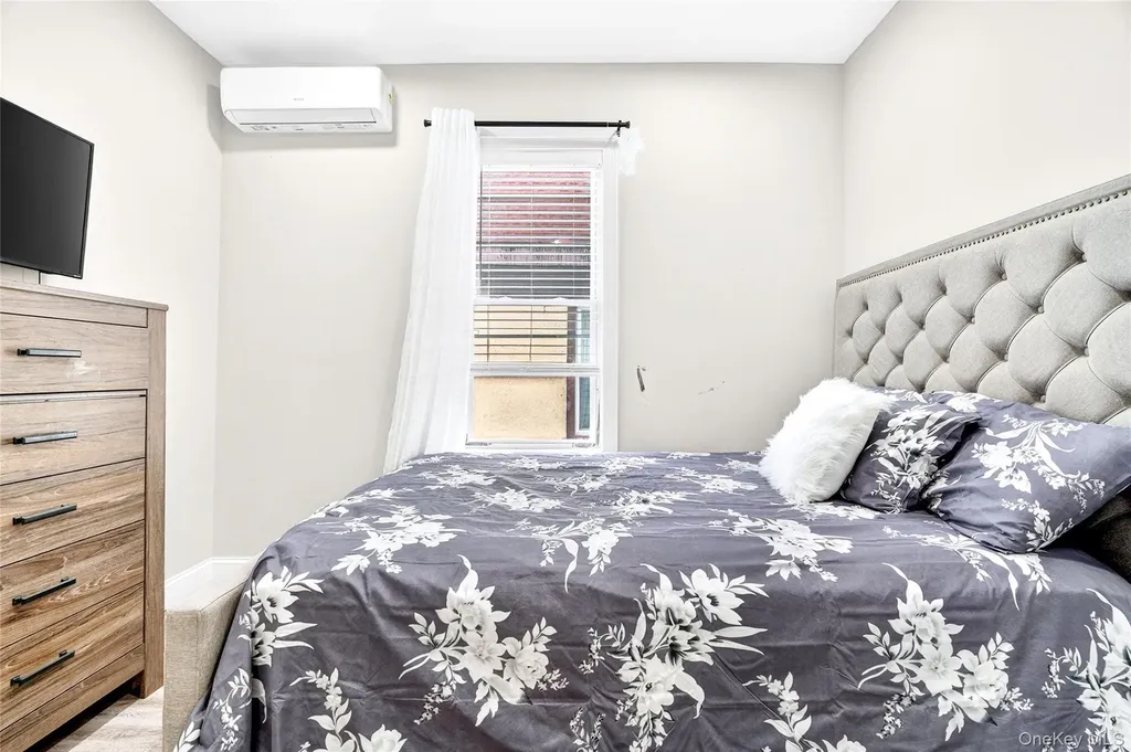 240 S 10th Avenue Mount Vernon NY 10550