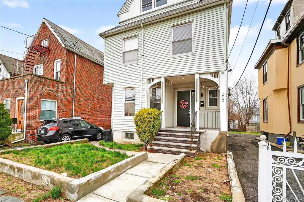240 S 10th Avenue Mount Vernon NY 10550