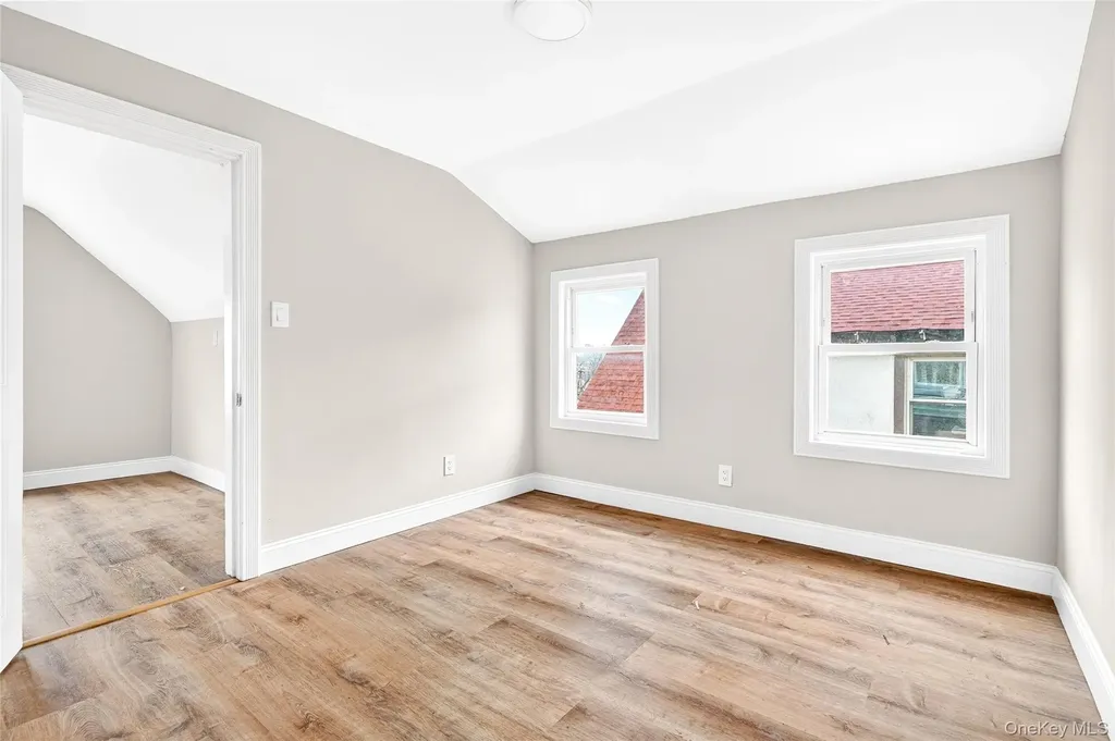 240 S 10th Avenue Mount Vernon NY 10550
