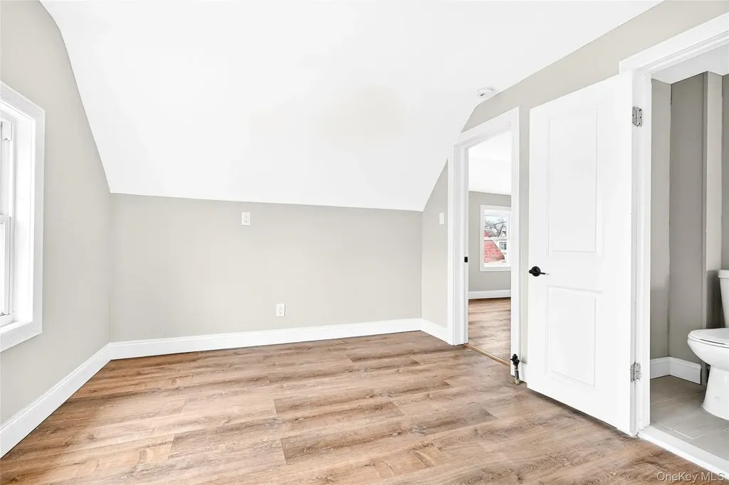 240 S 10th Avenue Mount Vernon NY 10550