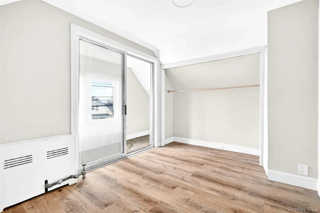 240 S 10th Avenue Mount Vernon NY 10550