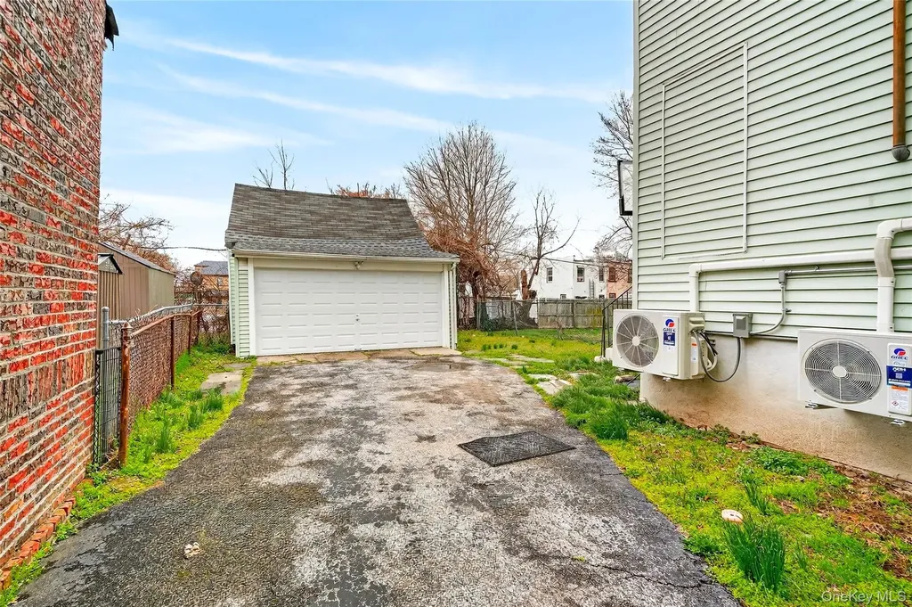 240 S 10th Avenue Mount Vernon NY 10550