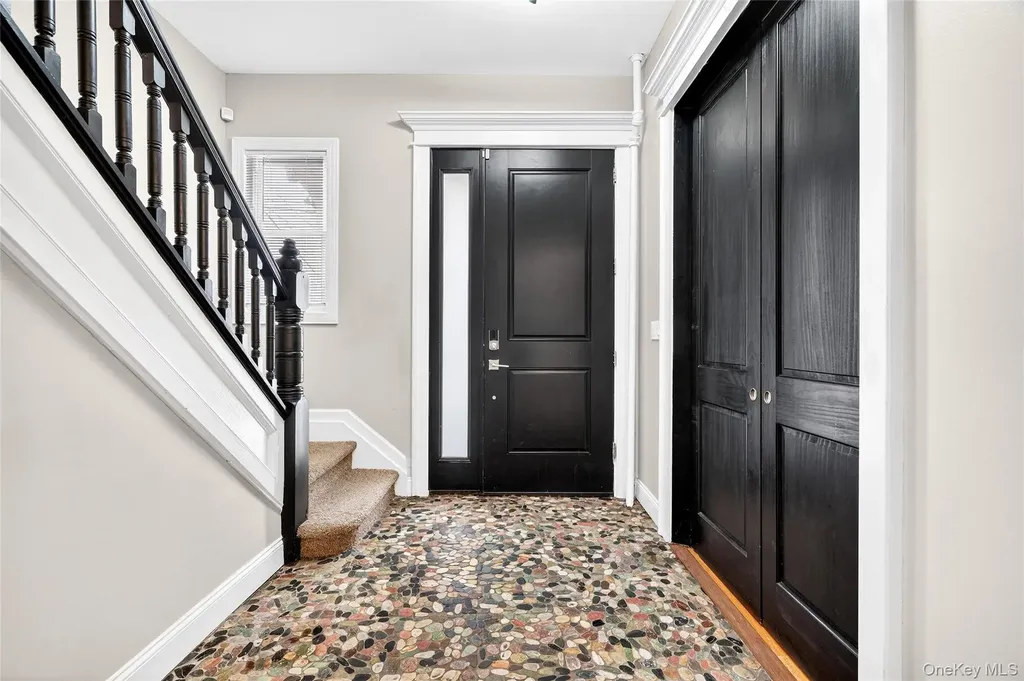 240 S 10th Avenue Mount Vernon NY 10550