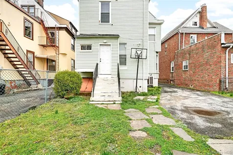 240 S 10th Avenue Mount Vernon NY 10550