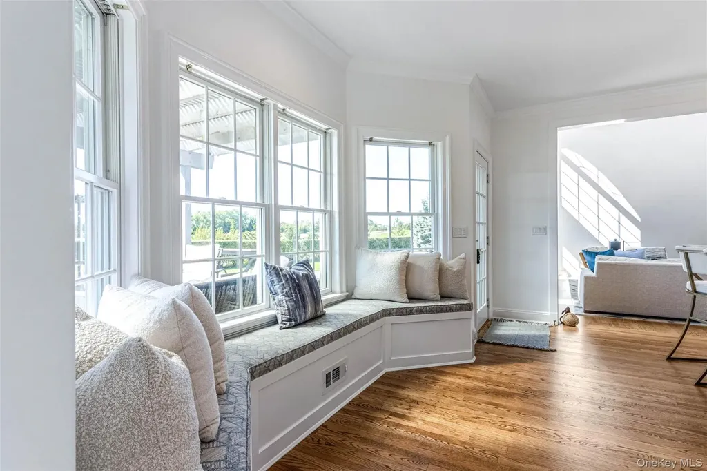 350 Laurel Way Laurel NY 11948