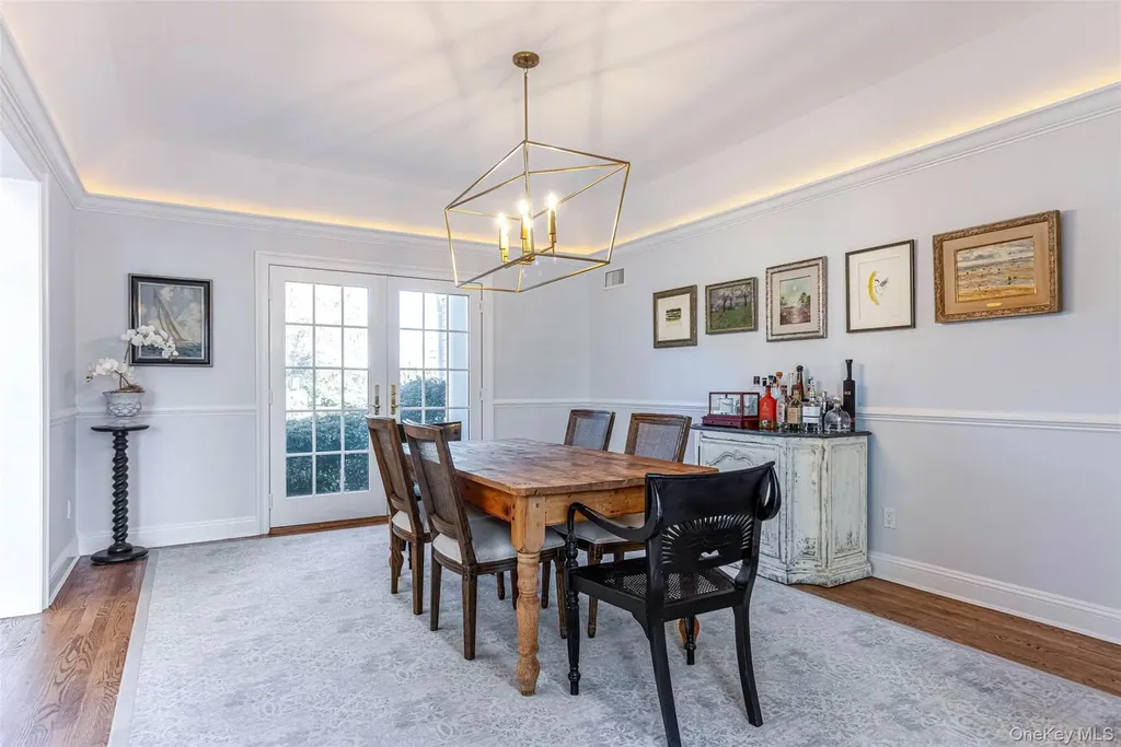 350 Laurel Way Laurel NY 11948