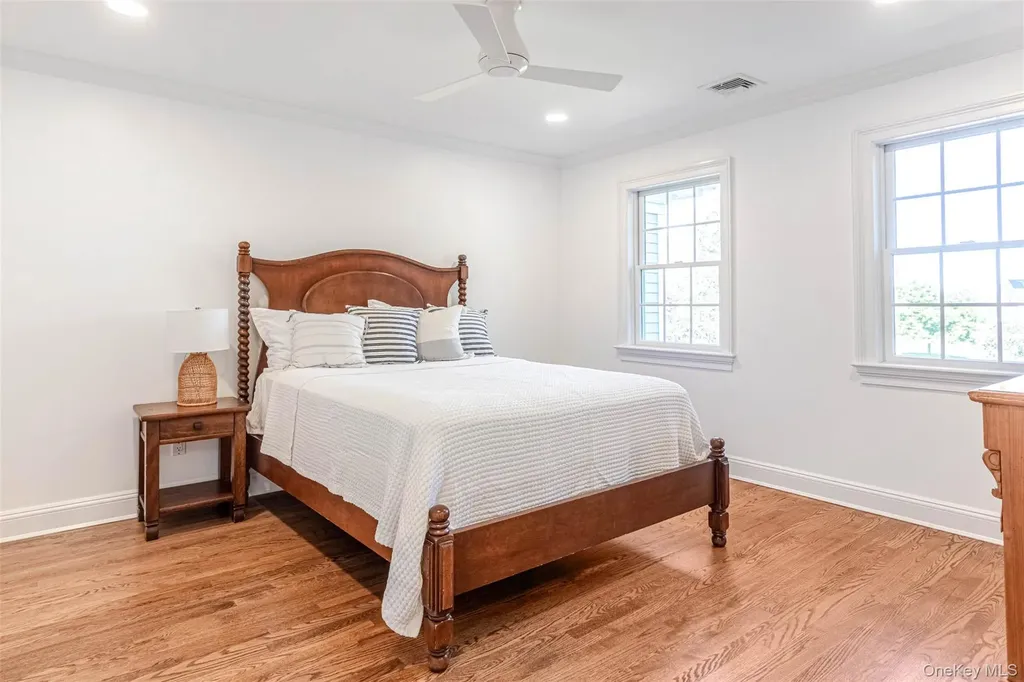 350 Laurel Way Laurel NY 11948