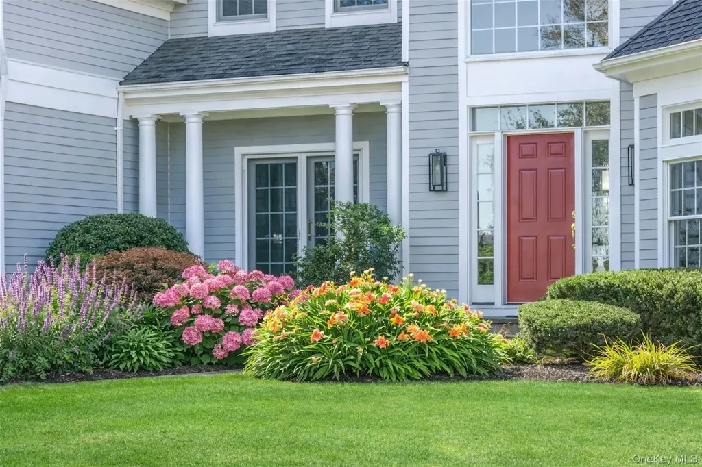 350 Laurel Way Laurel NY 11948