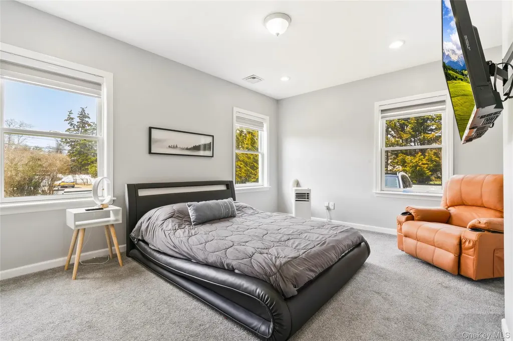 345 Durkee Lane East Patchogue NY 11772