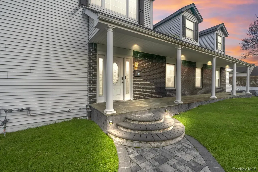 345 Durkee Lane East Patchogue NY 11772
