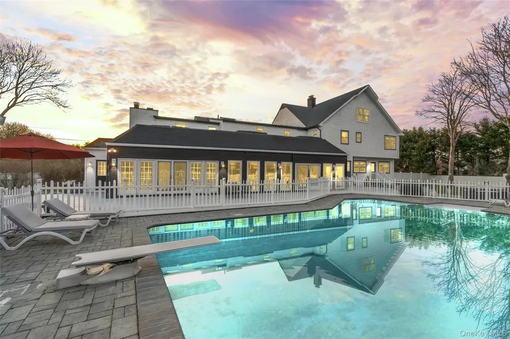 345 Durkee Lane East Patchogue NY 11772