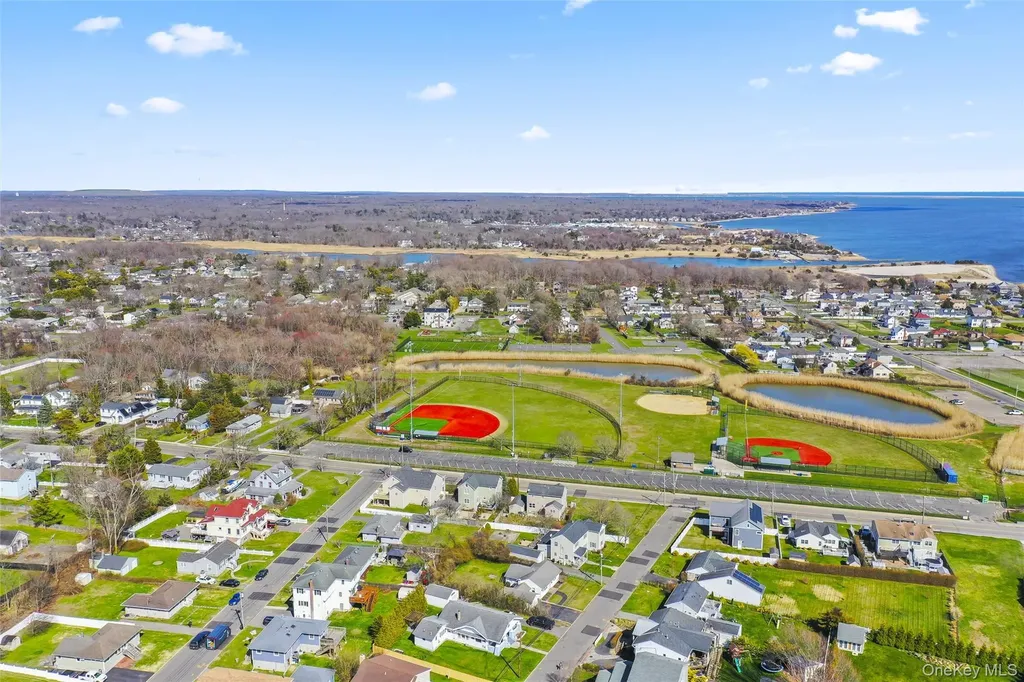 345 Durkee Lane East Patchogue NY 11772