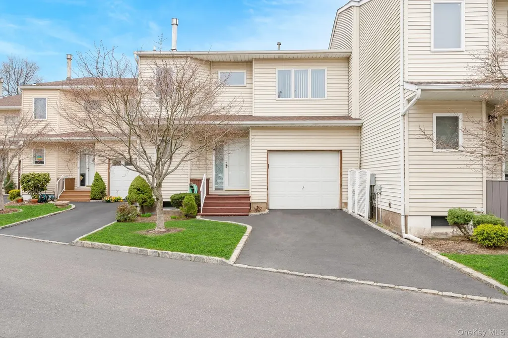 140 Atlantic Avenue Oceanside NY 11572