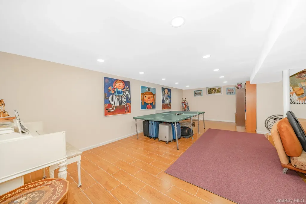 140 Atlantic Avenue Oceanside NY 11572