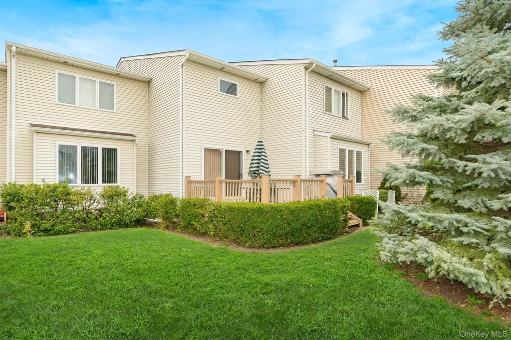 140 Atlantic Avenue Oceanside NY 11572
