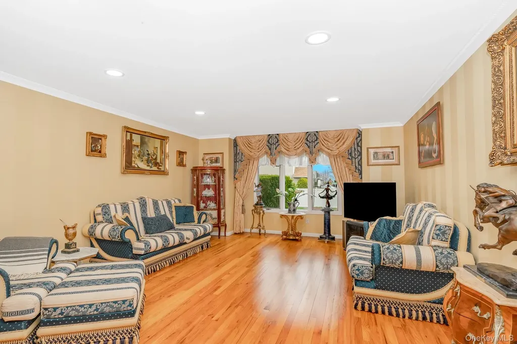 140 Atlantic Avenue Oceanside NY 11572