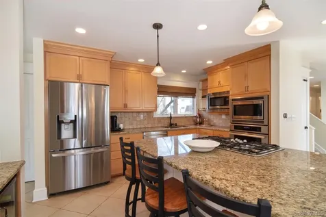 153 Fieldpoint Drive Irvington NY 10533