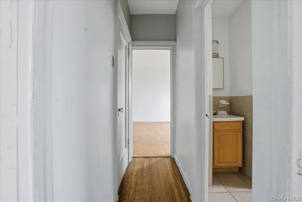 1715 Nelson Avenue Bronx NY 10453
