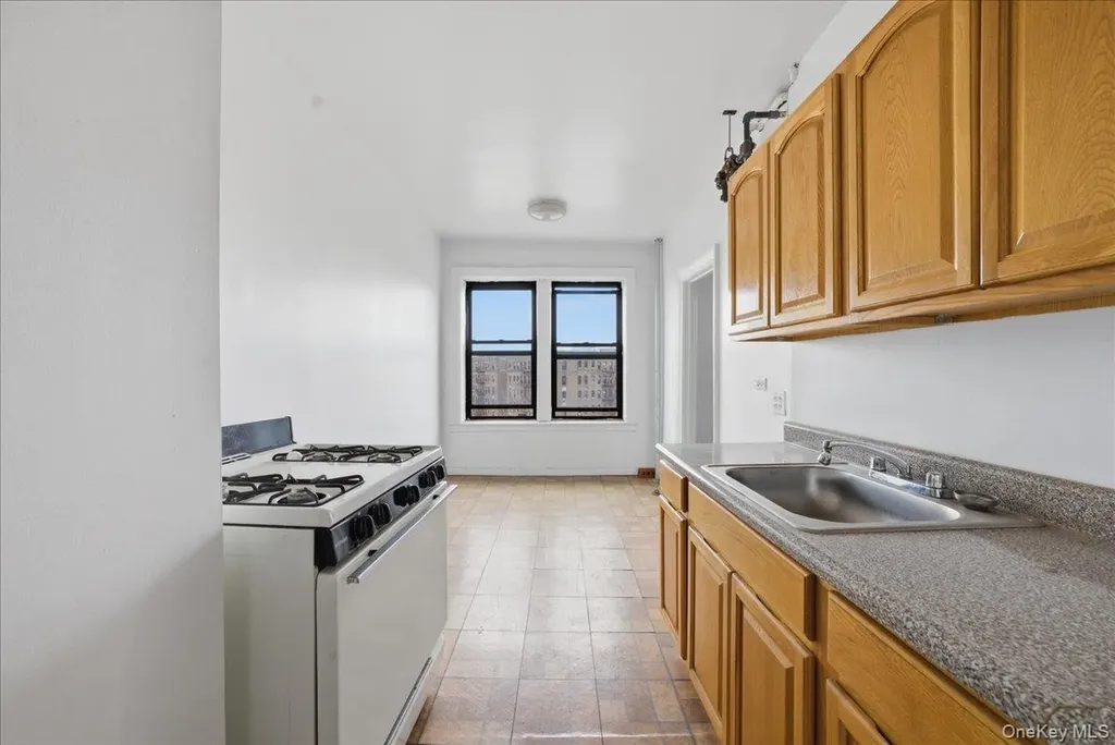 1715 Nelson Avenue Bronx NY 10453