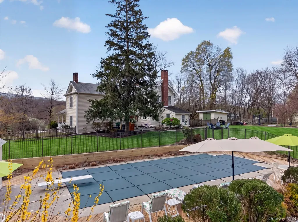 90 Quaker Avenue Cornwall NY 12518