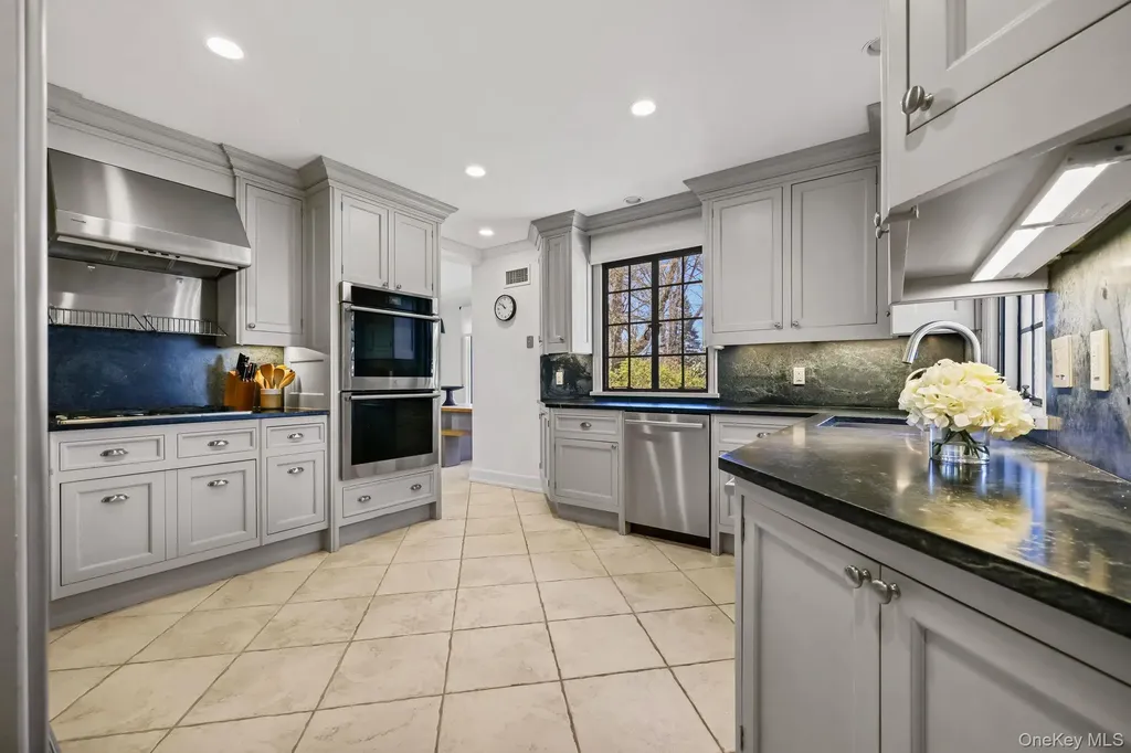 4 High Road Bronxville NY 10708