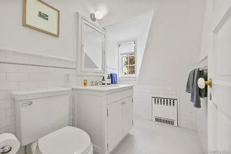 4 High Road Bronxville NY 10708